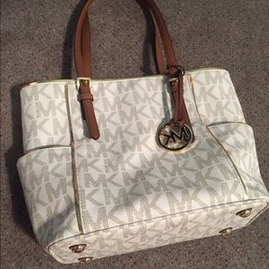 MK purse