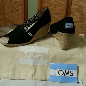 TOMS Classic Wedges