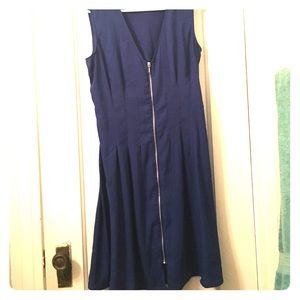 Zipper front pleated dress