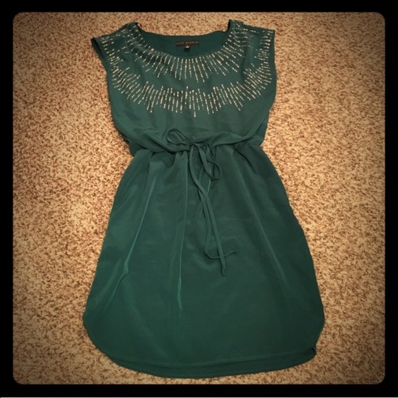 Beautiful Dark Green Party dress! - Picture 2 of 2