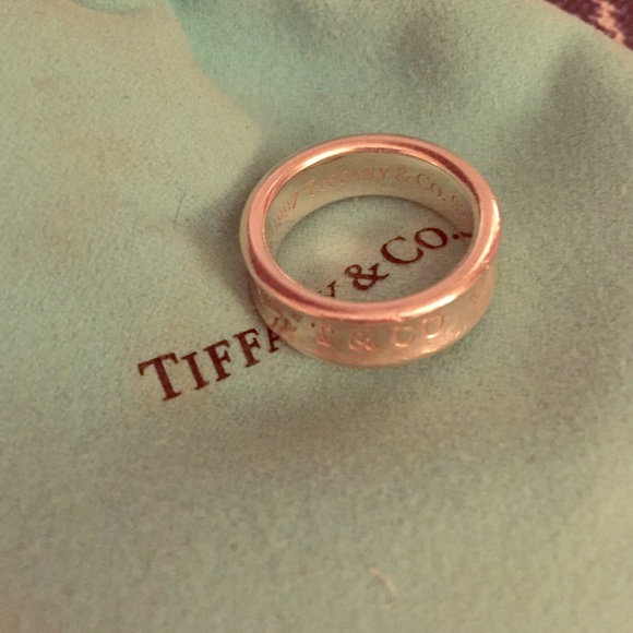 TIFFANY & CO. 1837 Band Ring