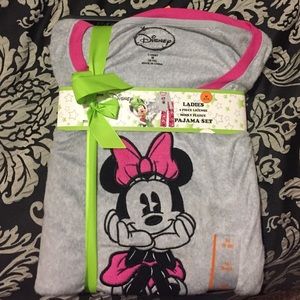 Disney Minnie Mouse pajama set