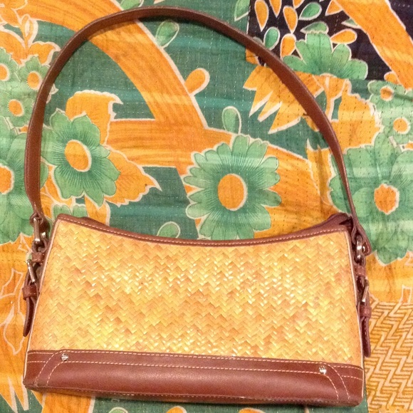 PRICE DROP!!! Etienne Aigner over the shoulder bag