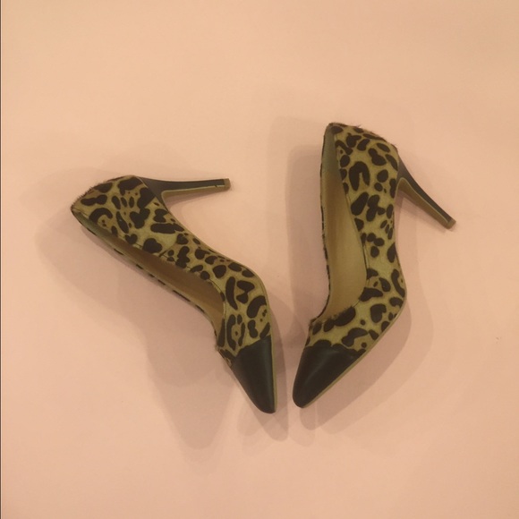 Leopard pony hair Marais pumps sz 6 - Picture 1 of 4