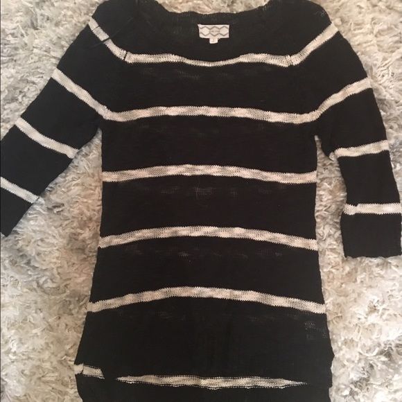 Black and White thin sweater