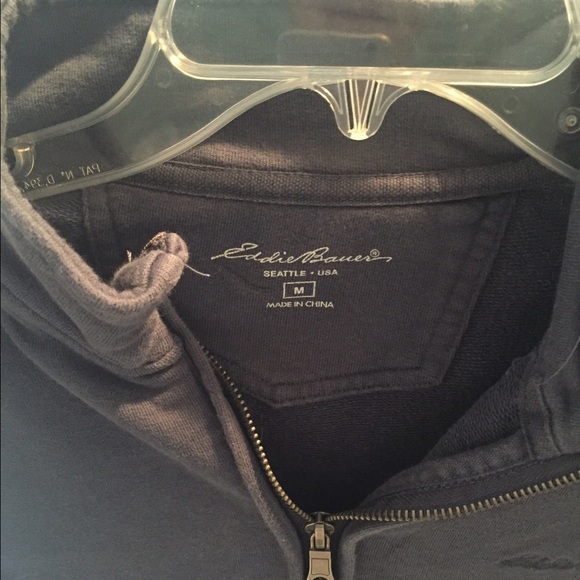Men's Medium Eddie Bauer 1/4 zip - Picture 3 of 3