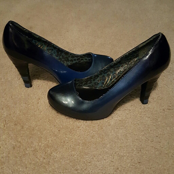 BKE platform heels - Picture 2 of 2