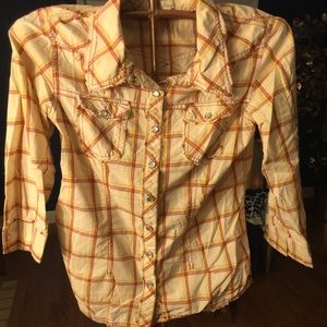 Retro feel cowgirl snap button shirt
