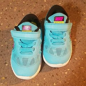 Infant Nike Revolution 3