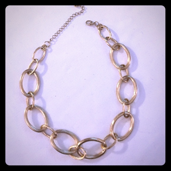 Nautical-Style Gold Oval linked necklace