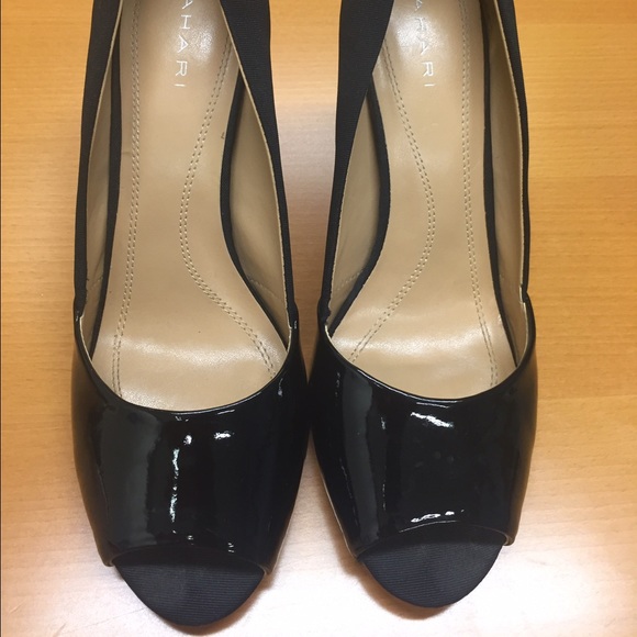 Tahari peep-toe patent leather heels