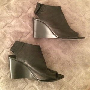 275 Central Black Leather Slingback Wedge