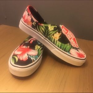 Hawaiian floral print vans sneakers. Brand new!