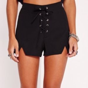 MISSGUIDED NWT Black High Waisted Lace Up Short