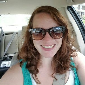 Meet your Posher, Sharon