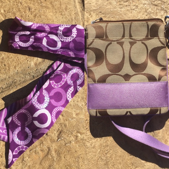 LIMITED TIME BUNDLE!!! Matching Coach purse/bag