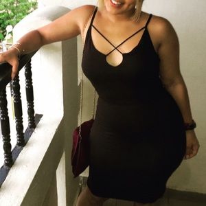 Black cutout bodycon dress