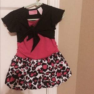 Adorable 2T dress