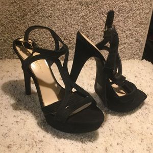 Jessica Simpson  platform heels