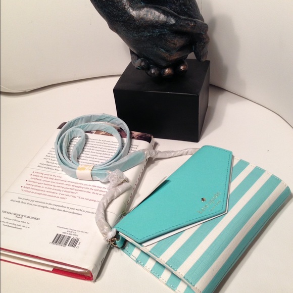 KATE SPADE Crossbody/Wristlet Bag - Picture 4 of 4