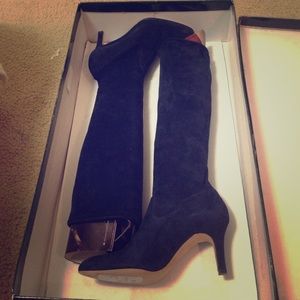 Manolo blahnik suede navy heeled boots, size 5.
