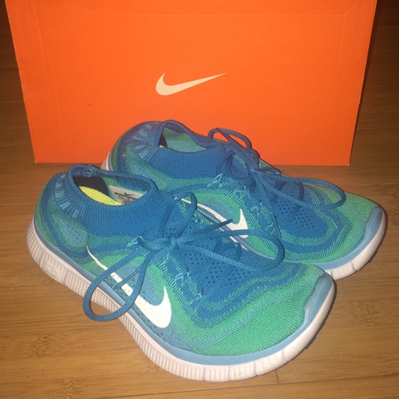Nike Free Flyknit