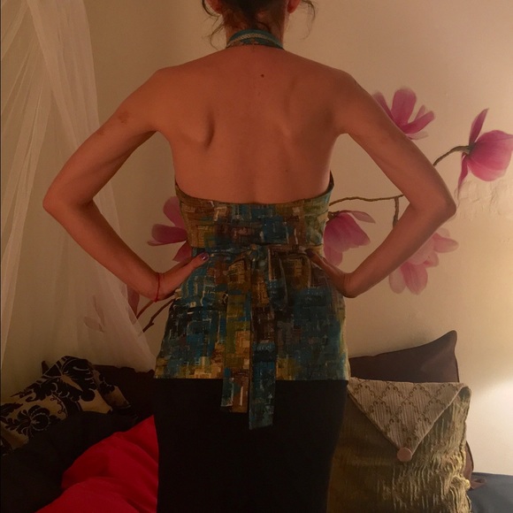 Halter Top - Picture 4 of 4