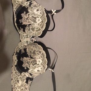 VS bra