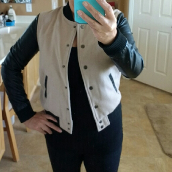 Jacket - Picture 2 of 3