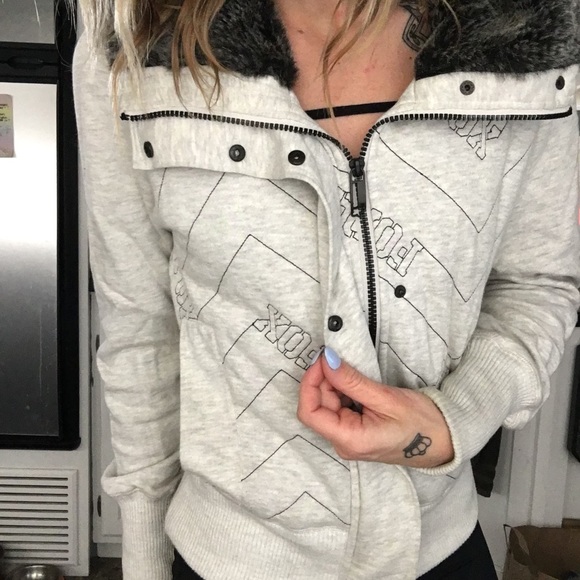 ❌SOLD❌Fox moto fur collared heavy sweater gray - Picture 4 of 4