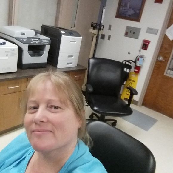 Meet your Posher, Melissa