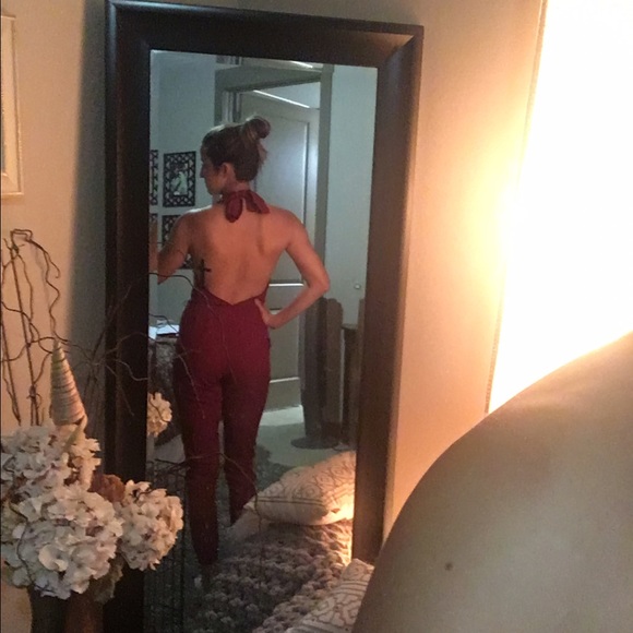 Maroon halter jumpsuit - Picture 3 of 3