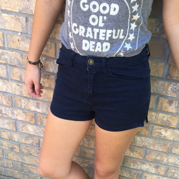 Mid Rise Navy Jean Shorts!