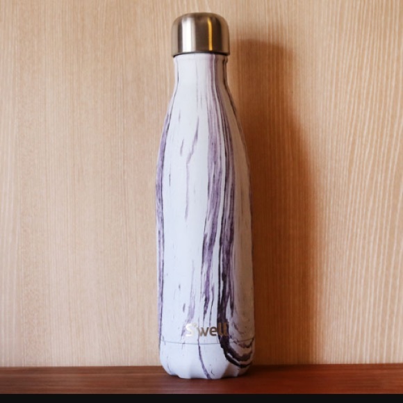 Insulated, beautiful water bottle.