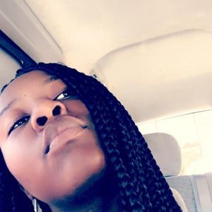 Meet your Posher, Aja