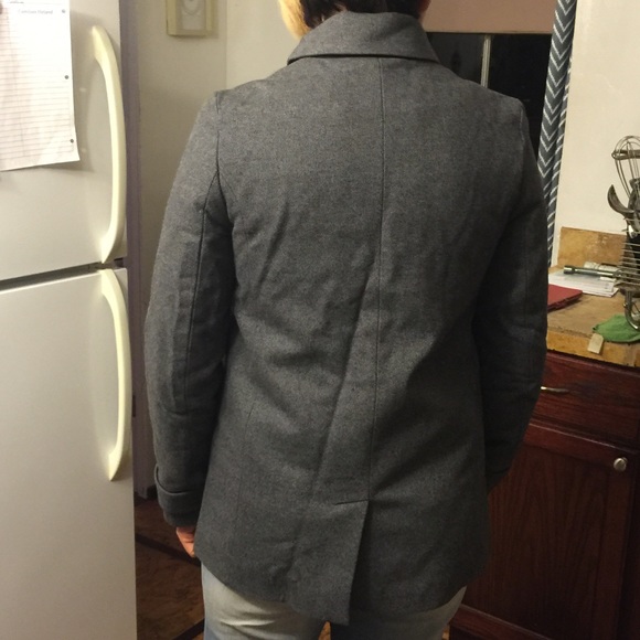 T1 Lacoste grey coat - Picture 3 of 4