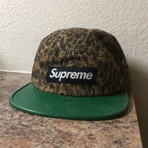 Supreme 5 panel