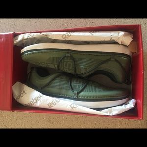 Men's Size 9 Reebok CrossFit Nanossage Shoes