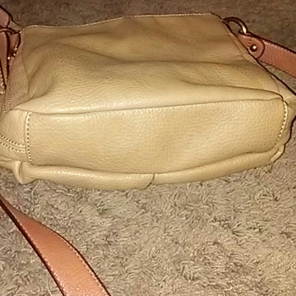 BMW/outTags Jessica Simpson Handbag - Picture 4 of 4