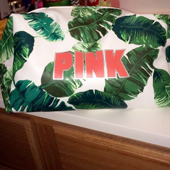 VS pink cosmetic bag