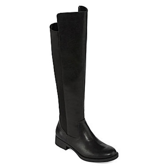 🆕 AZ Kip Black Boots