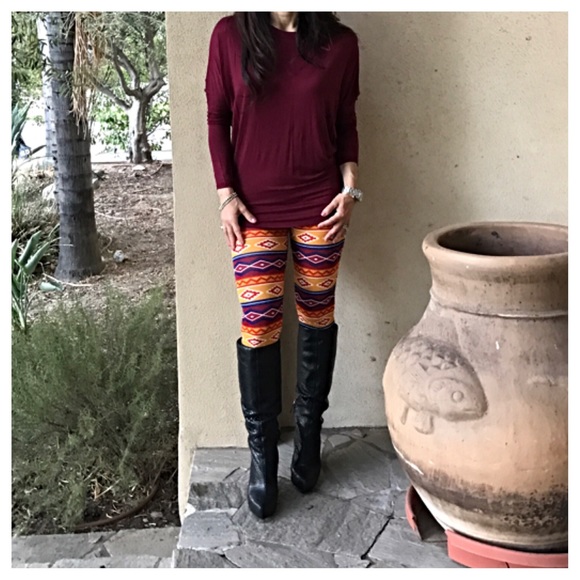 Favorite best selling top - Picture 2 of 3