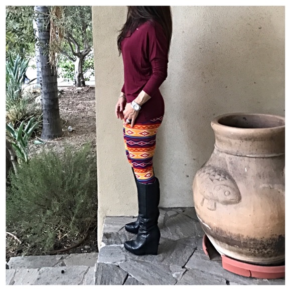 Favorite best selling top - Picture 3 of 3