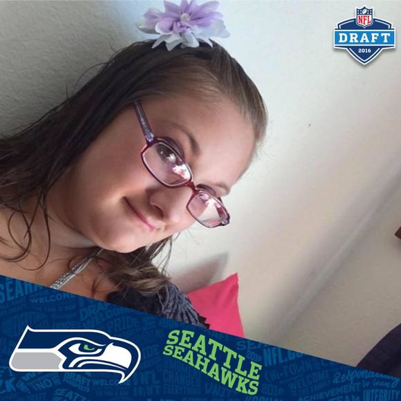 Meet your Posher, Lindsey - Picture 1 of 1