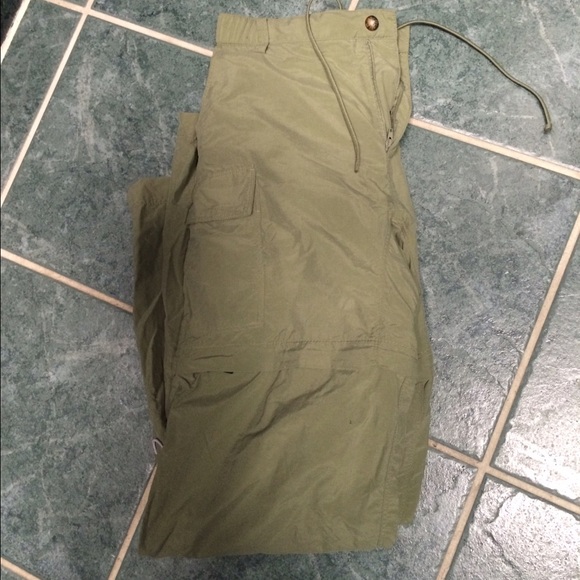 Lightweight hiking pants