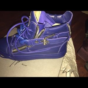 Men Giuseppe Zanotti