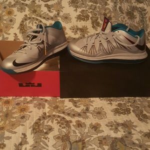NIKE Air Max Lebron X Low Men's S 10.5 new in box