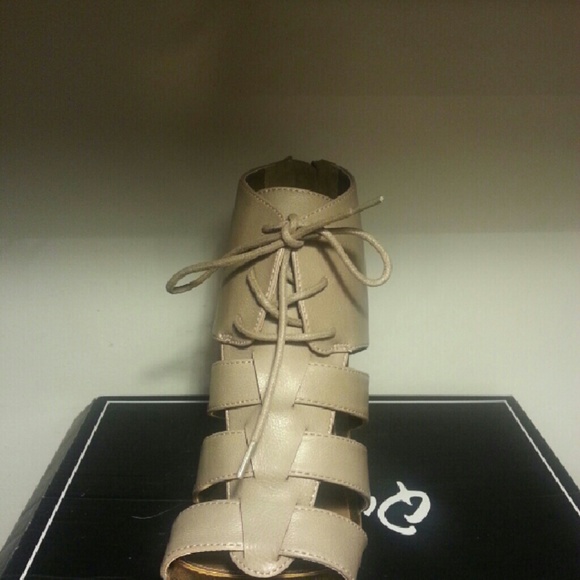 Shoes - Picture 2 of 3