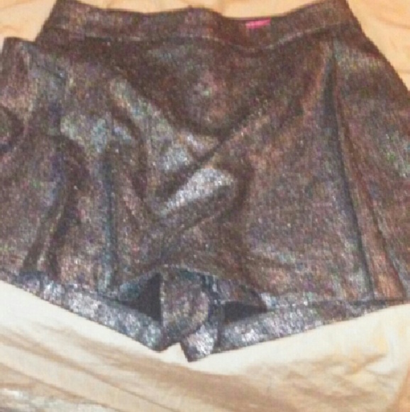 Black and shimmer skort