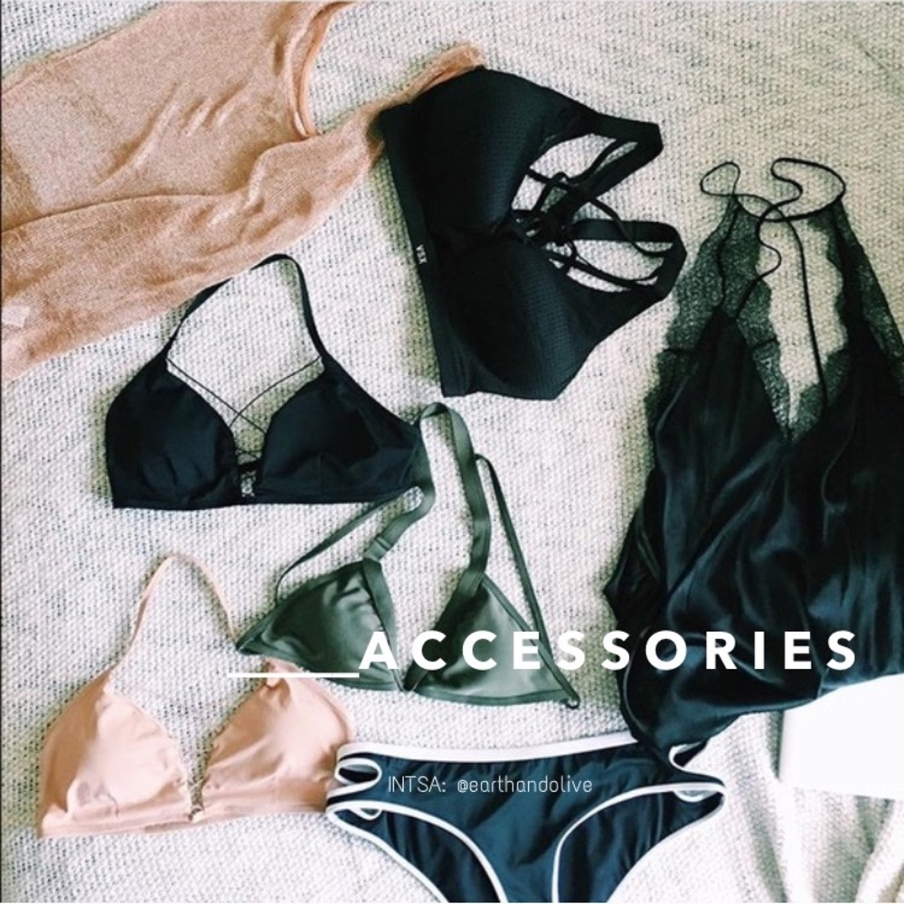 ____a c e s s o r i e s